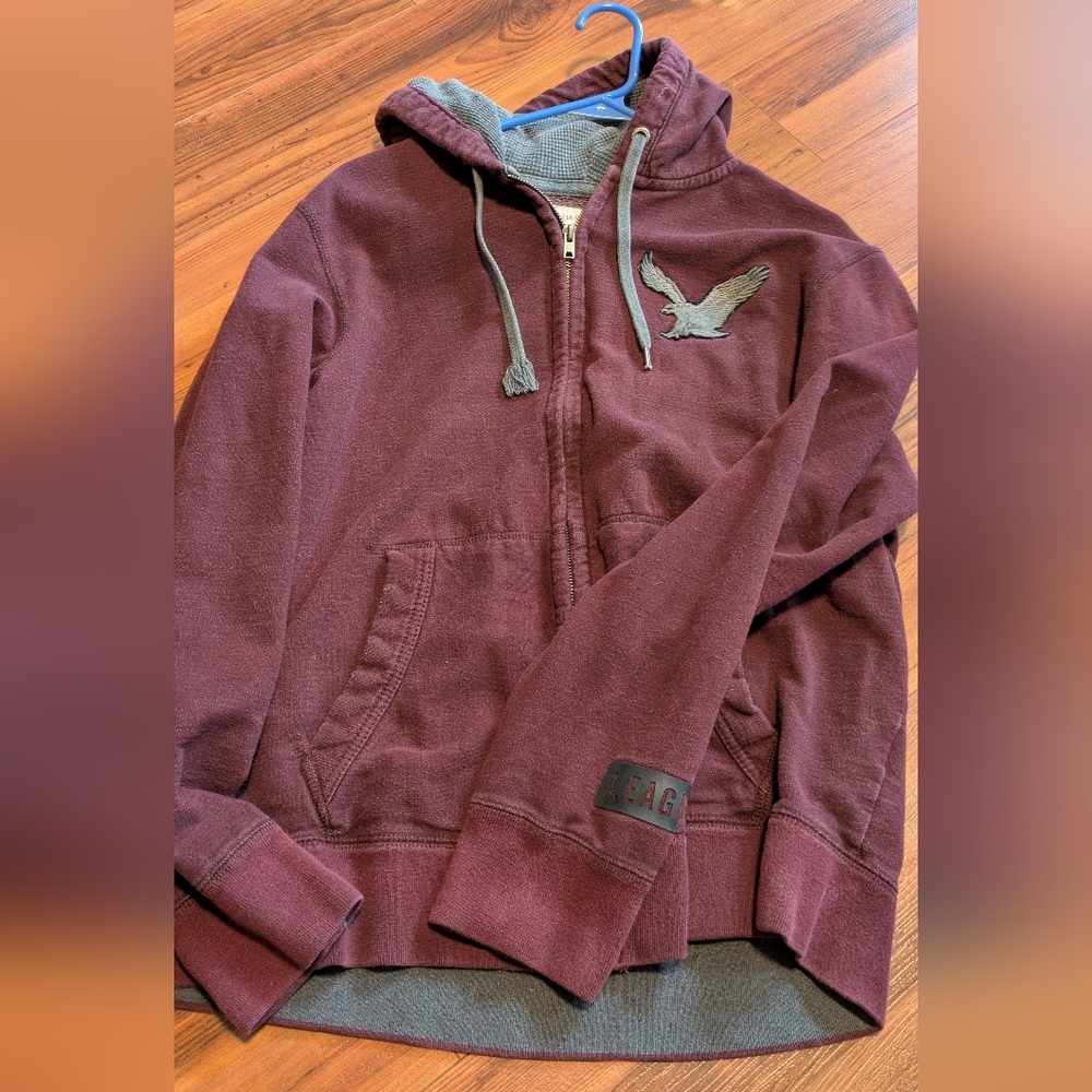 American Eagle Burgandy Zip Hoodie
